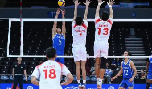  ?? UAAP PHOTO ?? IMPORTANT WIN▪ Ateneo’s Kennedy Batas (No▪ 5) tries to score against University of the East in the UAAP Season 86 men’s volleyball tournament at Mall of Asia Arena in Pasay City on Sunday (April 14, 2024)▪ The Blue Eagles won, 25-17, 23-25, 25-19, 25-20, to boost their semifinal campaign▪