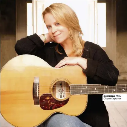  ??  ?? Beguiling Mary Chapin Carpenter