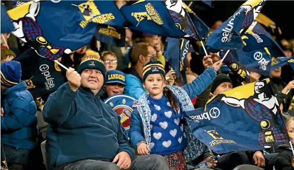  ?? GETTY IMAGES ?? A global audience will turn to Dunedin on Saturday as the Highlander­s-Chiefs Super Rugby Aotearoa game is played in front of fans again.