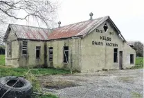  ?? PHOTO: RICHARD DAVISON ?? Down at heel . . . The Clutha District Council is considerin­g the future of the landmark Kelso Dairy Factory, built in 1913, and now in a ‘‘dangerous’’ state of repair.