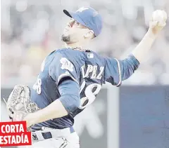  ??  ?? CORTA
ESTADÍA
El cayeyano de los Cerveceros, Jorge López, permitió una carrera en su única salida del jueves ante los Rojos.