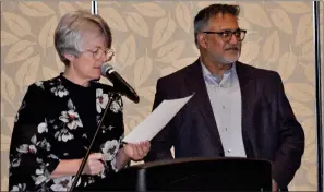  ?? ?? Above left: Swift Current & District Chamber of Commerce CEO Karla Wiens and 2022 Board Chair Vim Parmar during the annual general meeting, March 23. Above right: The 2023 Board Chair Mark Clements speaks during the annual general meeting.