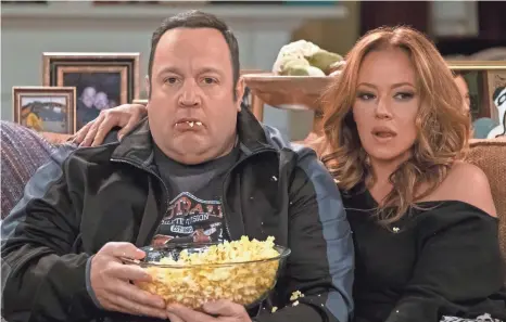  ?? PHOTOS BY JEFF NEUMANN, CBS ?? They’re not The King of Queens’ Doug and Carrie but Kevin James and Leah Remini do act like a couple on Kevin Can Wait.