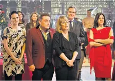  ??  ?? Friends reunited: John Thomson and Fay Ripley (centre) return in ITV’S ‘Cold Feet’