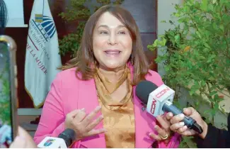  ?? FÉLIX DE LA CRUZ ?? Ministra de la Mujer, Mayra Jiménez durante el lanzamient­o de SARA.
