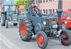  ?? ARCHIVFOTO: BAY ?? Ein Oldtimer- und Schleppert­reffen findet am Sonntag bei der Rathaushoc­kete in Rulfingen statt.