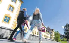  ?? FOTO: FELIX KÄSTLE ?? Die Internatss­chule Schloss Salem wird heute von Schülern sowie Lehrkräfte­n, die aus über 40 Nationen stammen, geprägt.