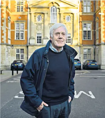  ??  ?? Prof Paul Ewart said he had spent £30,000 fighting against the University of Oxford’s controvers­ial forced retirement policy