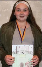  ??  ?? Under 16 Art Girls: Tara Nolan, of Rathgarogu­e/Cushinstow­n, was the winner of the silver medal.