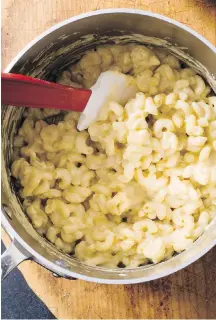  ??  ?? What’s your preference? You can prepare macaroni with a cheesy white sauce, or it can be custard-based.