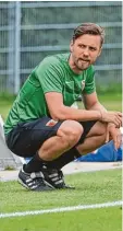  ?? Foto: Krieger ?? A Junioren Trainer Martin weiß um die prekäre Lage. Lanzinger