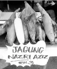  ??  ?? ‘Jagung Nazri Aziz’ being sold for RM3 per bundle of eight ears at Kampung Bandung Market, Sibu.