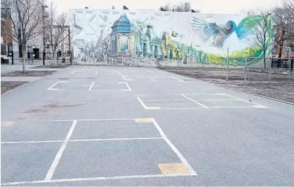  ?? PAUL CHIASSON
THE CANADIAN PRESS ?? A closed schoolyard is seen in Montreal on Monday. The Quebec government plans to reopen all elementary schools by May 19.