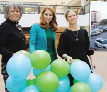  ?? FOTO: LEIF OLDENBURG ?? GRÖNBLÅ.Opposition­en i Sundbyberg, Maria Bohman Kreij (KD), Josefin Malmqvist (M), Emelie Tillegård (MP).