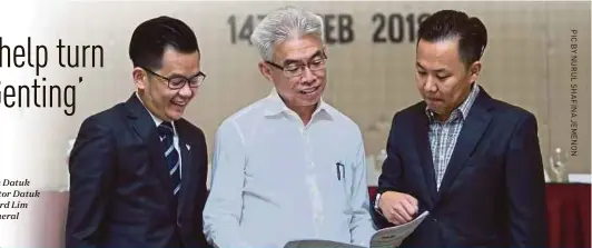  ??  ?? Ho Wah Genting Bhd group executive chairman Datuk William Teo Tiew (centre) with managing director Datuk Aaron Lim (right) and executive director Bernard Lim Wee Kiat after the company’s extraordin­ary general meeting in Kuala Lumpur yesterday.