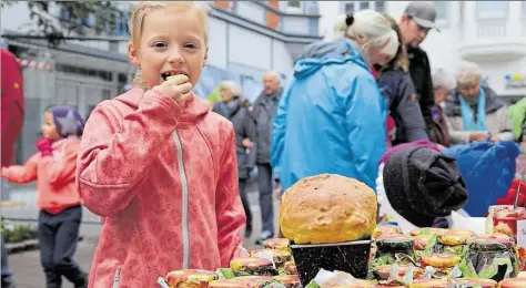  ?? BILD: ARCHIV ?? Das Stadtmarke­ting und die Werbegemei­nschaft verspreche­n den Besuchern eine „herbstlich dekorierte Innenstadt“und Programm für jeden Geschmack.