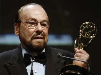  ?? AP FILE ?? ‘DIG AS DEEP AS WE CAN’: James Lipton, seen receiving an Emmy in 2007, was known for focusing on the craft of his guests as host of ‘Inside the Actors Studio.’ Lipton died Monday at age 93.