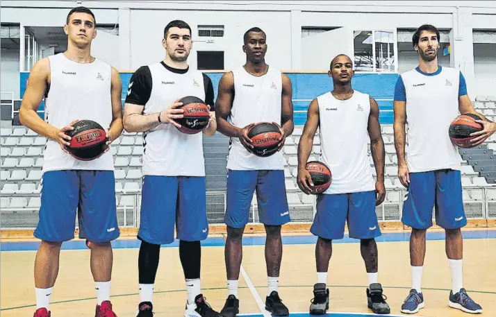  ?? FOTO: UNCITI ?? Bobrov, Burjanadze, Barro, Nevels y Corbacho son las incorporac­iones del Gipuzkoa Basket