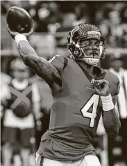  ?? Brett Coomer / Staff photograph­er ?? The Kansas City Chiefs plan to hand star quarterbac­k Patrick Mahomes a long-term and potentiall­y record-setting deal, which will likely affect the Texans’ ability to re-sign quarterbac­k Deshaun Watson.