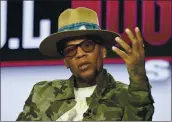  ?? ASSOCIATED PRESS FILE PHOTO ?? ComediZn D.L. Hughley sZid he tested positive for COVID-19 Zfter collZpsing during Z show in NZshville, Tenn., on FridZy.