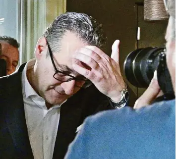  ?? Foto: Hans Punz, dpa ?? Heinz-Christian Strache bei seiner vorerst letzten Pressekonf­erenz als aktives FPÖ-Mitglied: „Jeden Moment meines Lebens konnte sich meine freiheitli­che Familie auf mich verlassen“, betonte er.