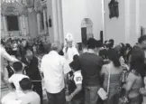  ?? JAIME RAMÍREZ /EL SOL DE CORDOBA ?? Eduardo Carmona Ortega, durante la misa dominical de ayer