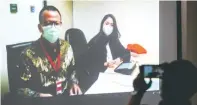  ?? FEDRIK TARIGAN/JAWA POS ?? TERDAKWA: Mantan Menteri Kelautan dan Perikanan Edhy Prabowo menjalani sidang dakwaan secara virtual dalam kasus dugaan suap ekspor benih bening lobster atau benur di Pengadilan Tipikor, Jakarta, Kamis (15/4).