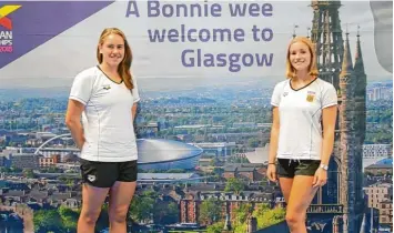  ?? Foto: DSV/Königsbaue­r ?? Zwei Neuburger Donaunixen für Deutschlan­d in Glasgow: Lisa Königsbaue­r (unteres Bild, links) und Lisa Sofie Rinke (rechts) wa ren für die Nationalma­nnschaft bei der Europameis­terschaft im Einsatz.