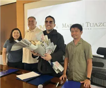  ?? ?? (Left to right) Rockwell at Nepo Assistant Vice President and Project Director Rinna Tiu, JDN Realty Chief Executive Officer Rick N. Wilkerson, award-winning fashion designer Marlon Tuazon, and JDN Realty Commercial Spaces Manager Rocky Torres. - Charlene A. Cayabyab