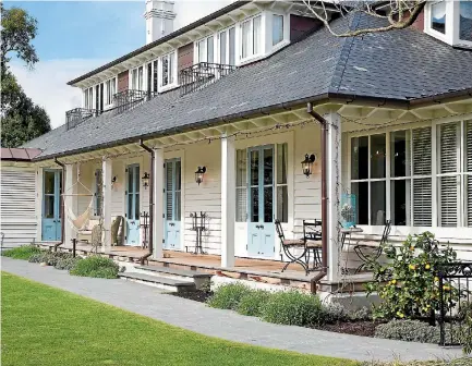  ?? ELIZABETH GOODALL / NZ HOUSE & GARDEN ?? French style is influenced by many eras and design philosophi­es.