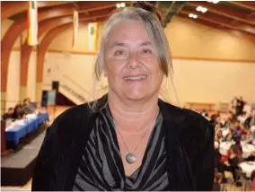  ?? Photos : Daniel Bahuaud ?? Michèle Lagimodièr­e-Gagnon : « On a trop souvent négligé les Métis dans la communauté. Je suis heureuse de pouvoir assurer leur présence. »