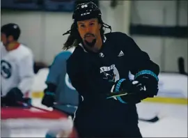  ?? DYLAN BOUSCHER — STAFF PHOTOGRAPH­ER ?? The Sharks’ Erik Karlsson says he isn’t worried about his play so far this season and that he feels healthy and that his body is holding up to the physical strain.