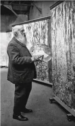  ??  ?? A la izquierda, Monet dando los últimos toques a uno de sus paisajes en 1920. A la derecha, Boudin en 1896.