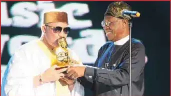  ??  ?? Salif Keita with Lai Mohammed (right)