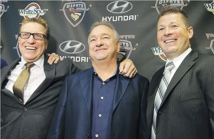  ?? MARK VAN MANEN/PNG FILES ?? Giants GM Glen Hanlon, with owner Ron Toigo and head coach Jason McKee, leaves the WHL club on solid footing after making the playoffs in 2017-18.