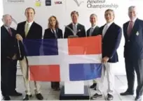  ?? FUENTE EXTERNA ?? Dignatario­s de la Royal and Ancient, USGA y The Masters Tournament junto a Robert Birtel, Director de Golf de Casa de Campo, en la foto oficial del anuncio.