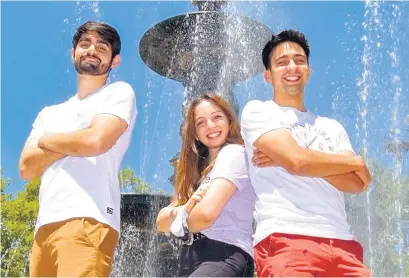  ??  ?? Los estudiante­s de ingeniería Sebastián Calvera López (23), Julieta Porta (22) y Wenceslao Villegas (23).