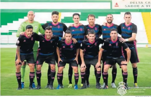  ?? RECREATIVO DE HUELVA ?? El once que jugó ante el Badajoz será la base: Nauzet, Sergio, Rubén Cruz, Morcillo, Nano, Borja; abajo, Quiles, Diego Jiménez, Gerard, Rivero y Óscar.