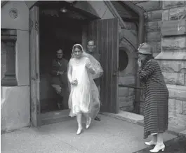  ?? CHICAGO TRIBUNE HISTORICAL PHOTO ?? Anne Kales on the day of her wedding to Lt. Miles Cowles on June 27, 1925, in Chicago. Kales was the daughter of“one of Chicago’s most able lawyers, the late Albert Kales,”wrote the Tribune.