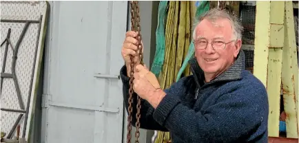  ?? PHOTOS: ANDREA FOX/STUFF ?? Waikato farmer activist Malcolm Lumsden is also handy on the tools.