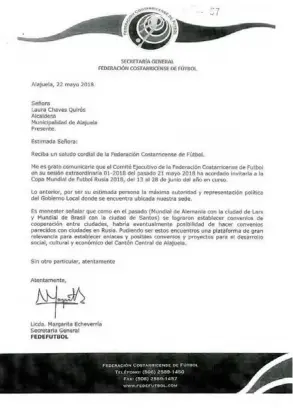  ??  ?? Invitación de la Fedefútbol a Laura Chaves, en su calidad de “máxima autoridad” del cantón en el que se ubica el Proyecto Gol.