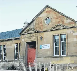  ??  ?? The headteache­r of Craigie Primary School has emailed parents with informatio­n after a pupil contracted E coli.