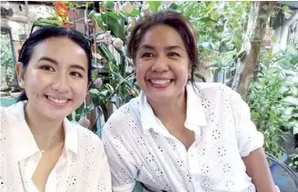  ?? ?? The mother and daughter tandem of Zena Bernardo (right) and Patreng Non*