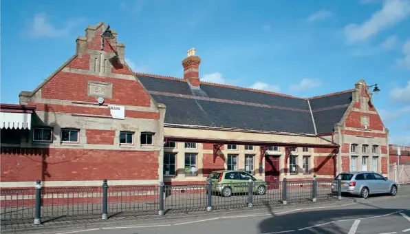  ?? ALL: GARY BOYD-HOPE ?? Barry Island station is the headquarte­rs of the Barry Tourist Railway, which houses its shop, cafe, exhibition space and military museum. Legacies from previous owners can be found in the form of the GWR ticket window (left) and Regional Railways name (below).