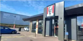  ?? Picture: Jake Clothier ?? FACING A CHANGE:
KFC’s Oxford Road Branch