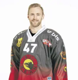  ?? CONTRIBUTE­D/SC BERN ?? Andrew Macdonald of Judique is shown wearing the SC Bern jersey. After 11 seasons in the NHL, the defenceman signed with the Switzerlan­d team in October and appeared in 15 games with the club.