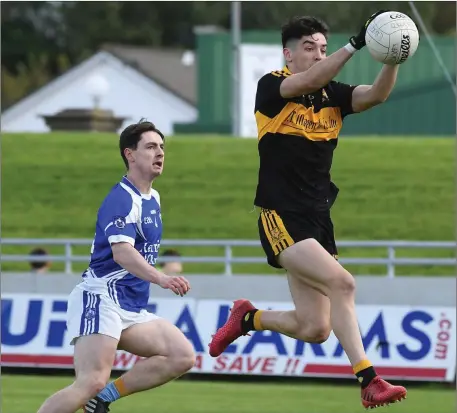  ?? Photo by Domnick Walsh / Eye Focus ?? Kerins O’Rahillys’ David Murphy in action against Tony Brosnan, Dr Crokes durlng last Saturday afternoon’s county senior football championsh­ip quarter-final in Austin Stack Park