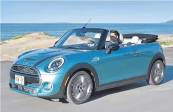  ?? FOTOS: MINI ?? Frischluft­zuschlag: Wer das Dach im Mini zurückfahr­en möchte, muss rund 4000 Euro mehr berappen.