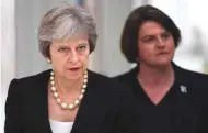  ??  ?? Arlene Foster (right) has told Theresa May that the DUP will not accept any Brexit deal which treats Northern Ireland differentl­y to the rest of the UK.