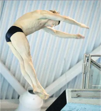  ?? JOHN MAHONEY ?? David Snively, seen training in 2014, won three world titles at the FINA World Masters Championsh­ips in August. “It’s a full-time job to keep your body well,” the 57-year-old says.